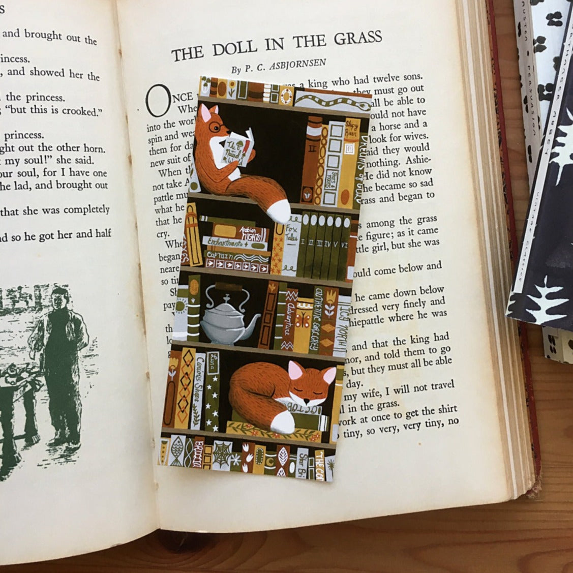 bookshelf fox bookmark