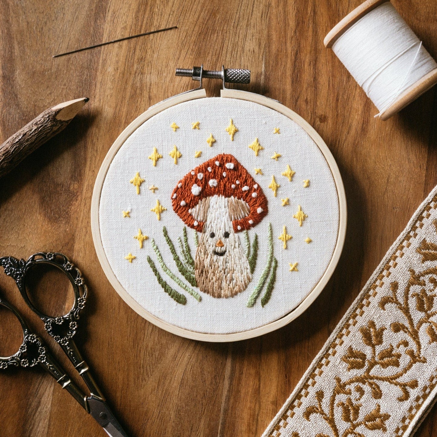 mushroom friend | Embroidery Hoop Art
